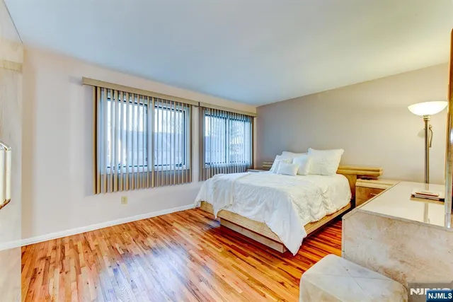 $649,999 | 6 Hanson Place, Unit 8, Wayne, NJ 07470