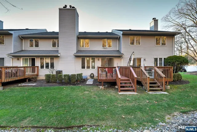 $649,999 | 6 Hanson Place, Unit 8, Wayne, NJ 07470