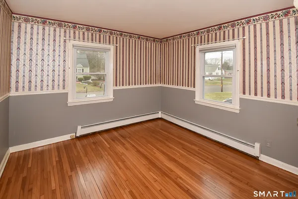 $249,900 | 20 Salem Road, East Hartford, CT 06118