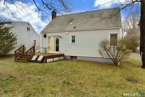 $249,900 | 20 Salem Road, East Hartford, CT 06118