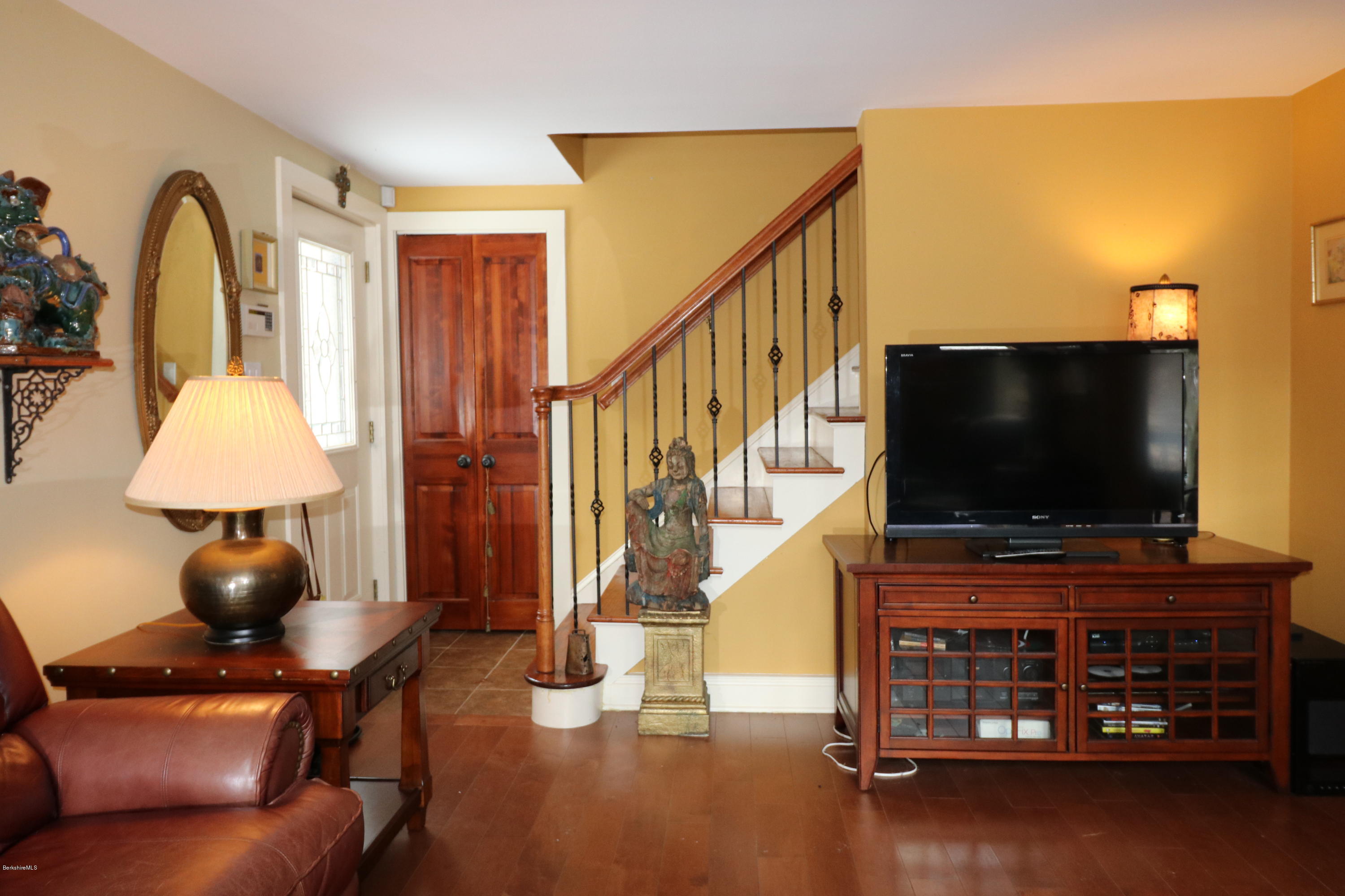 21 Smith Road West Stockbridge, MA 01266 - Photo 14 of 28 Entry