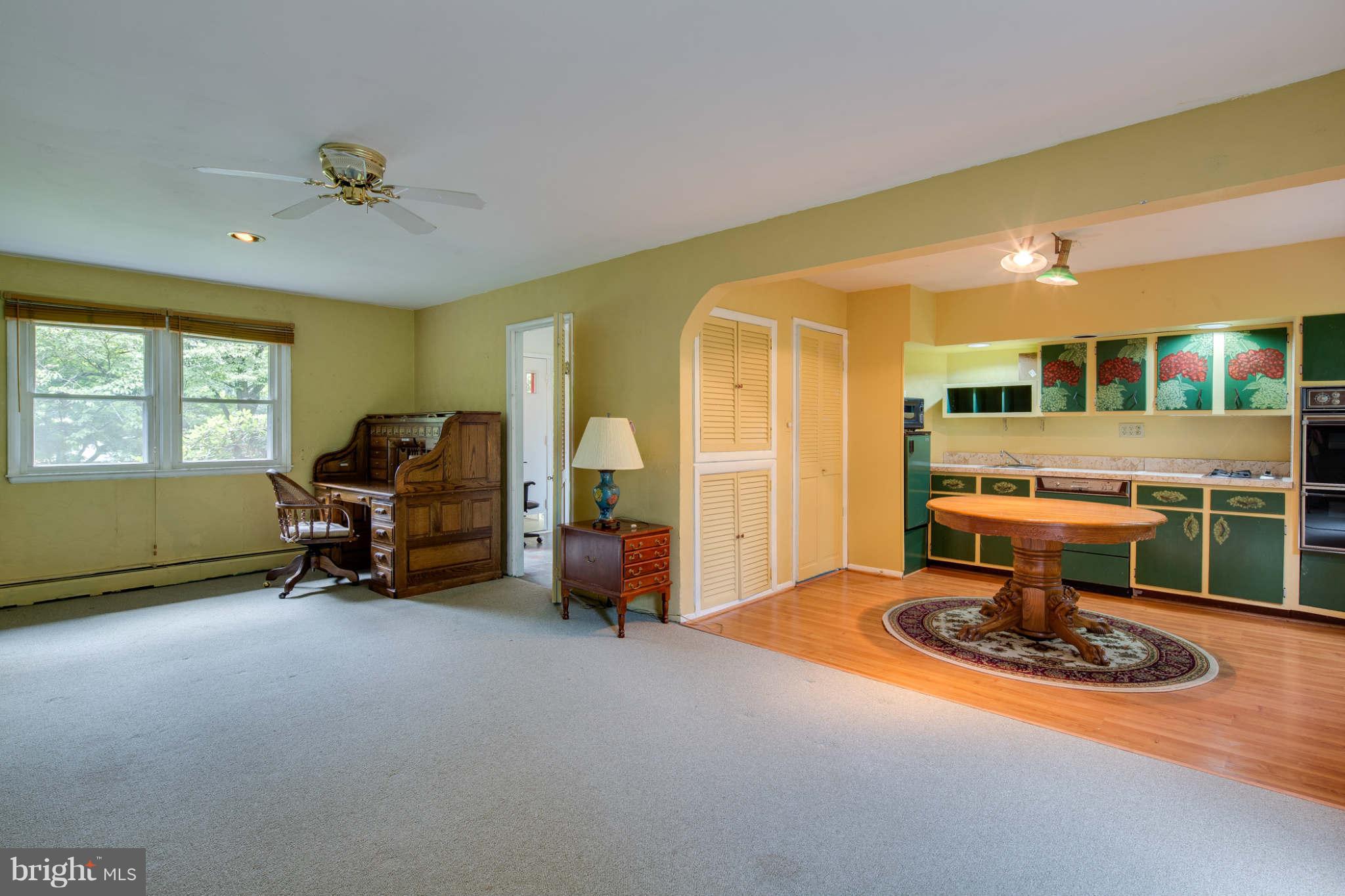 9206 Spring Valley Road Ellicott City, MD 21043 - Photo 19 of 29 Family Room