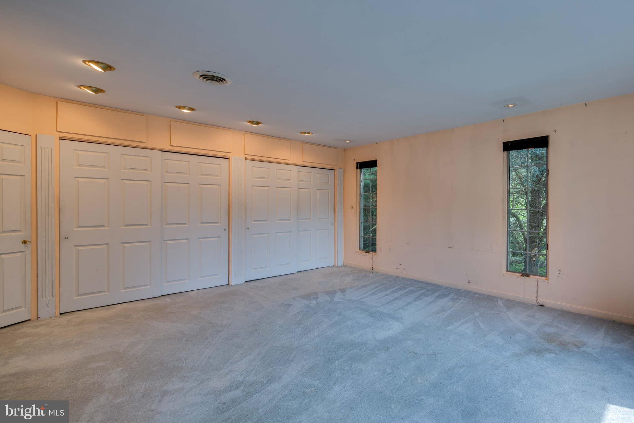 9206 Spring Valley Road Ellicott City, MD 21043 - Photo 22 of 29 Bedroom (Master)