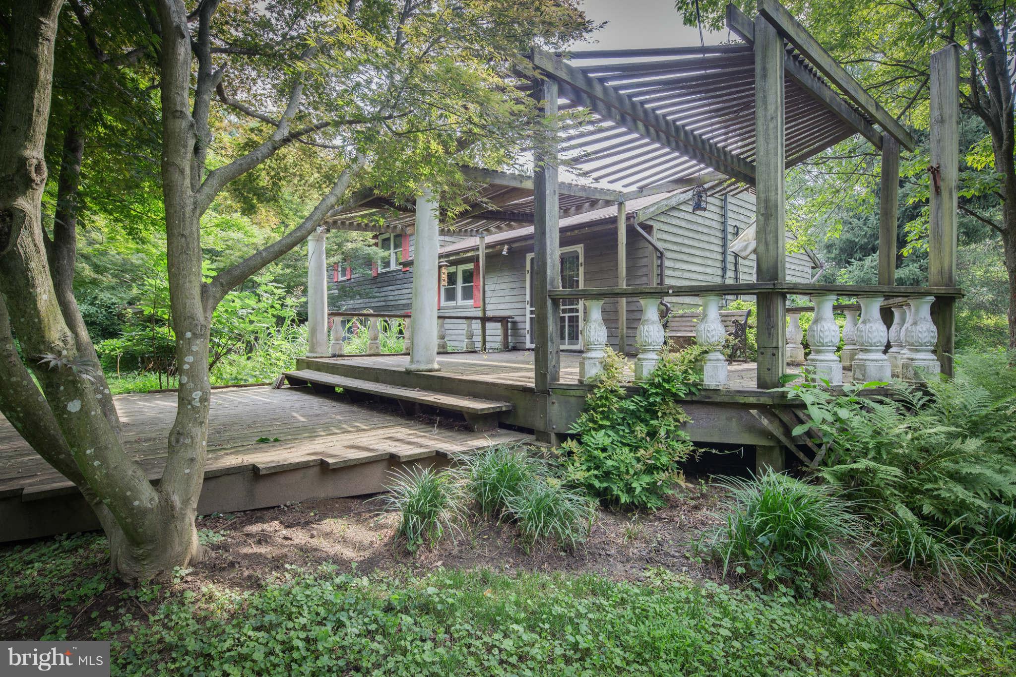 9206 Spring Valley Road Ellicott City, MD 21043 - Photo 10 of 29 Exterior (Rear)