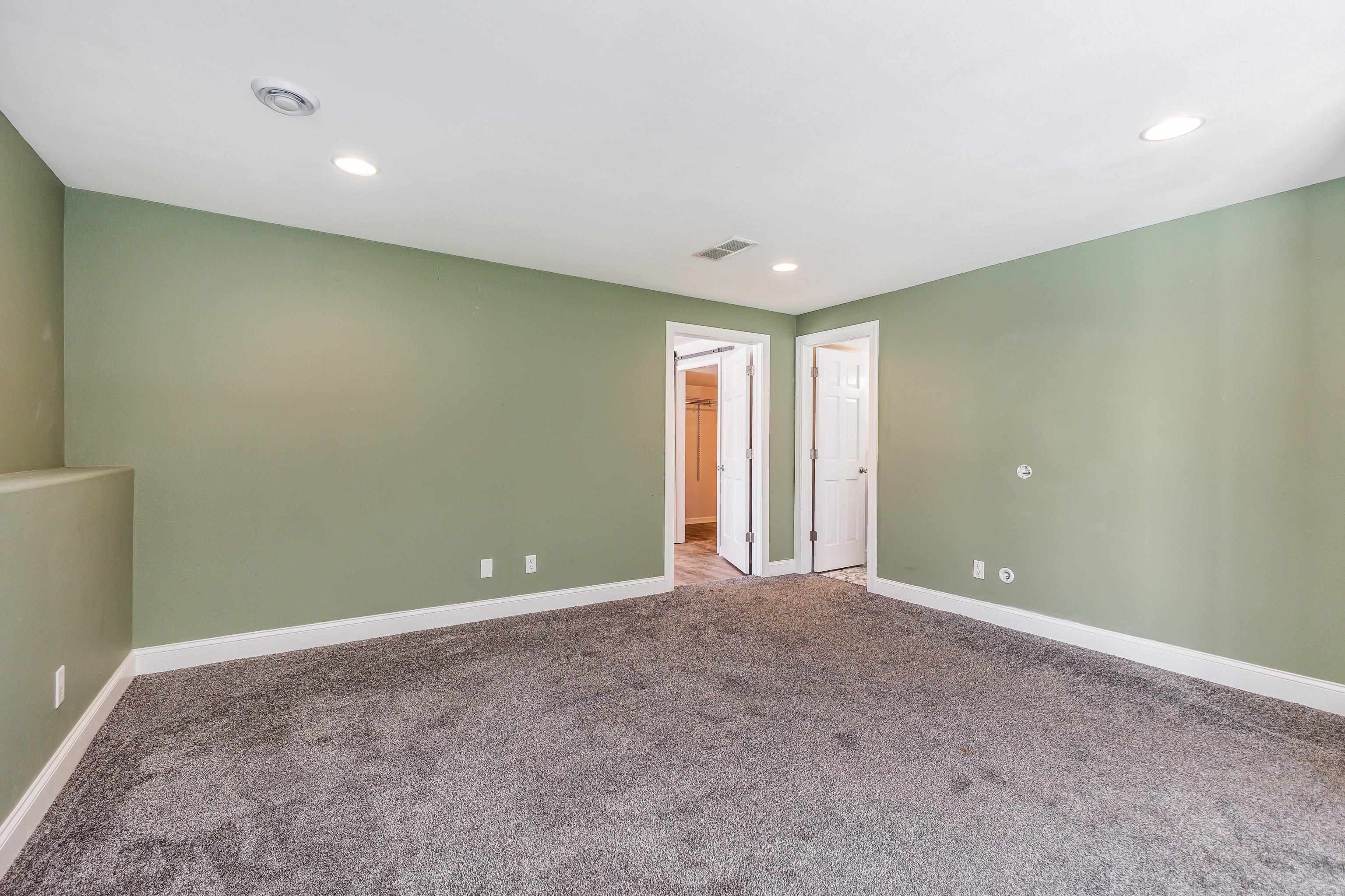 2266 Antler Ridge Drive Dubuque, IA 52002 - Photo 29 of 35 Gallery Image 29