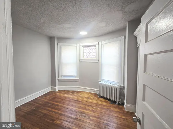 $2,000 | 5222 Webster Street, Philadelphia, PA 19143