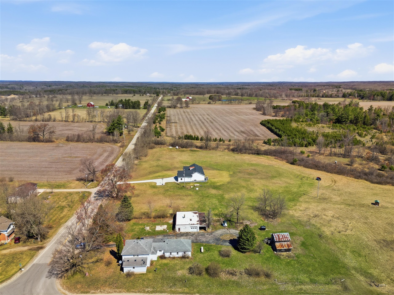 16480 16 Mile Road Big Rapids, MI 49307 - Photo 37 of 42