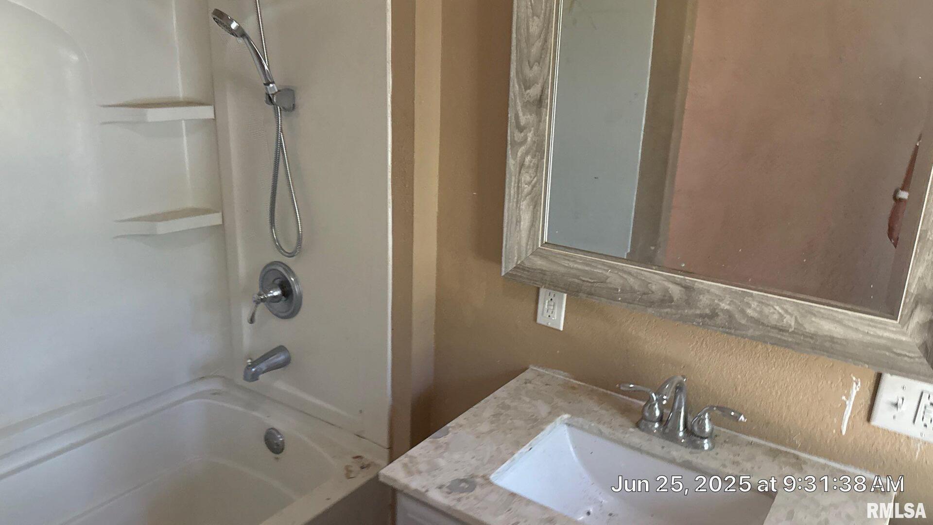 507 East Main Street Aledo, IL 61231 - Photo 12 of 13