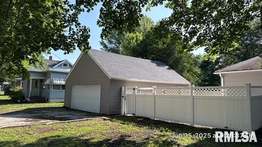 507 East Main Street Aledo, IL 61231 - Photo 2 of 13