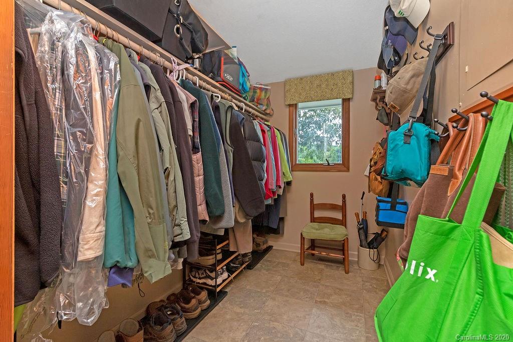 160 Deerlake Road Brevard, NC 28712 - Photo 17 of 48 Gallery Image 17