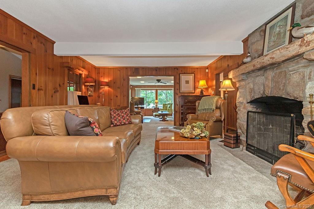 160 Deerlake Road Brevard, NC 28712 - Photo 18 of 48 Gallery Image 18