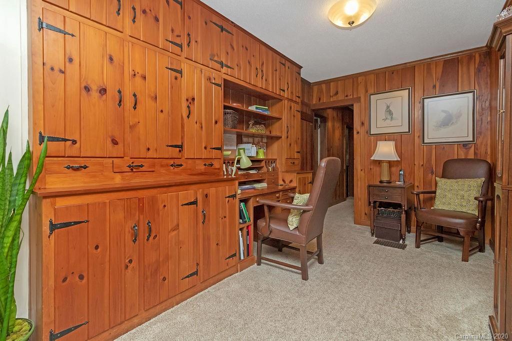 160 Deerlake Road Brevard, NC 28712 - Photo 9 of 48 Gallery Image 9