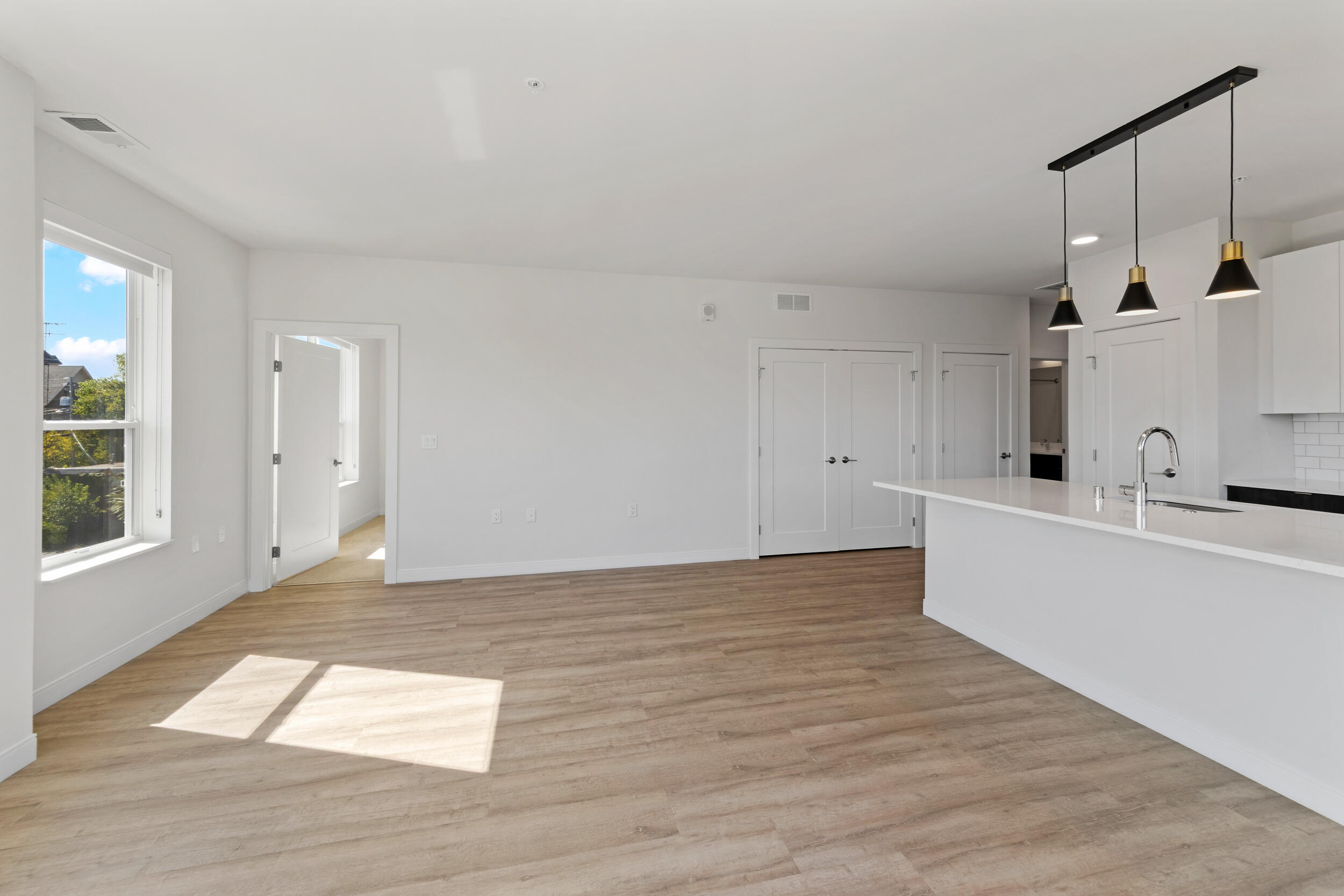 5945 6th Avenue, Unit 311 Kenosha, WI 53140 - Photo 6 of 27 IMG_0561