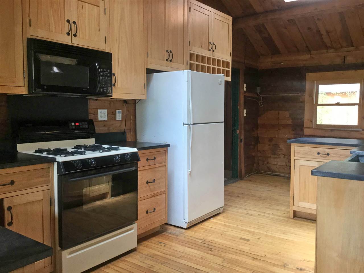 2518 Sunset Lake Road Brattleboro, VT 05301 - Photo 4 of 18 Gallery Image 4