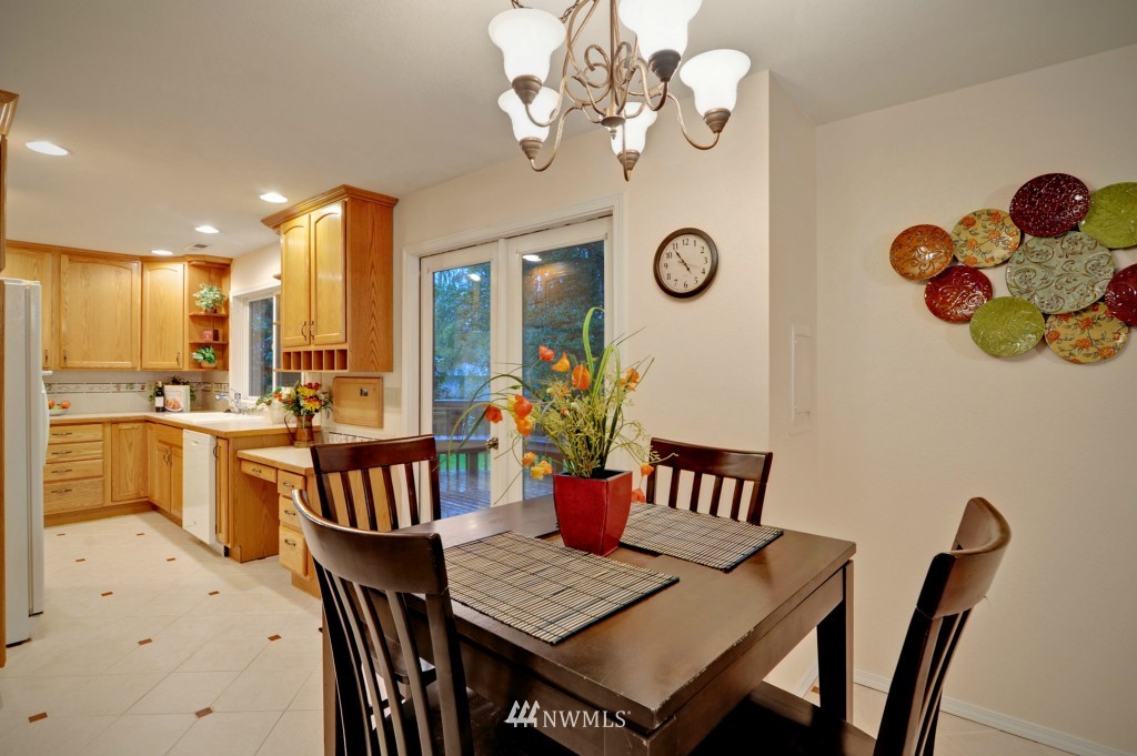 14246 147th Place Southeast Renton, WA 98059 - Photo 4 of 13