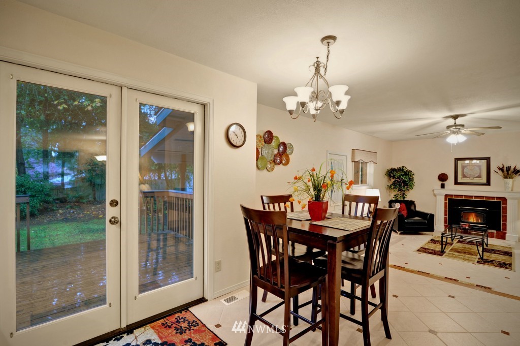 14246 147th Place Southeast Renton, WA 98059 - Photo 7 of 13