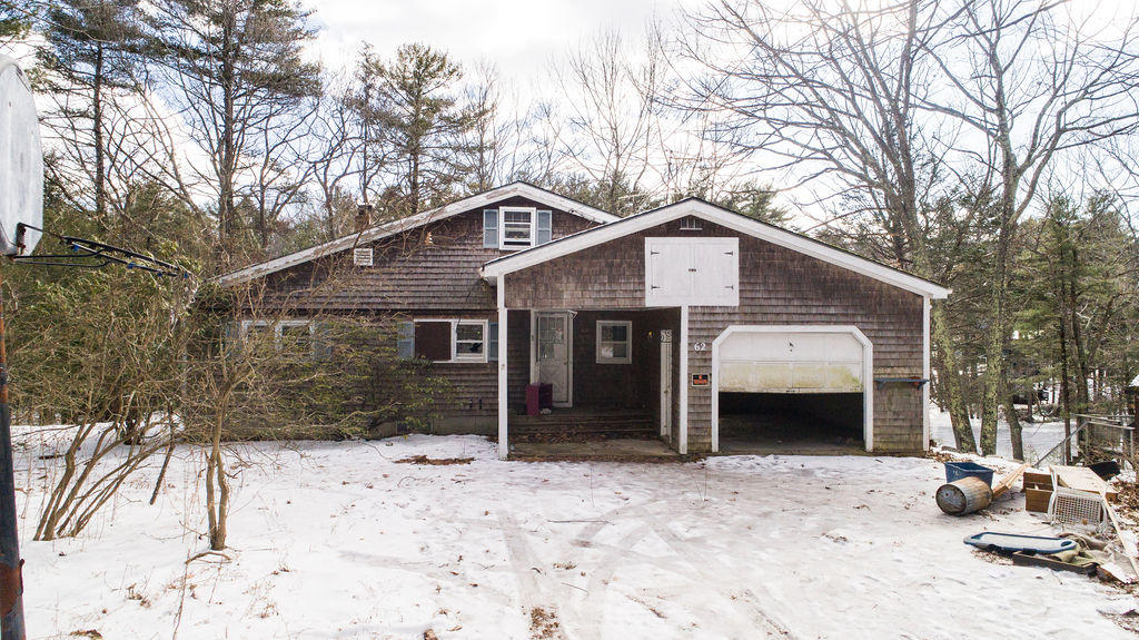 62 Hooper Shores Road York, ME 03909 - Photo 1 of 8 62 Hooper Shores Rd
