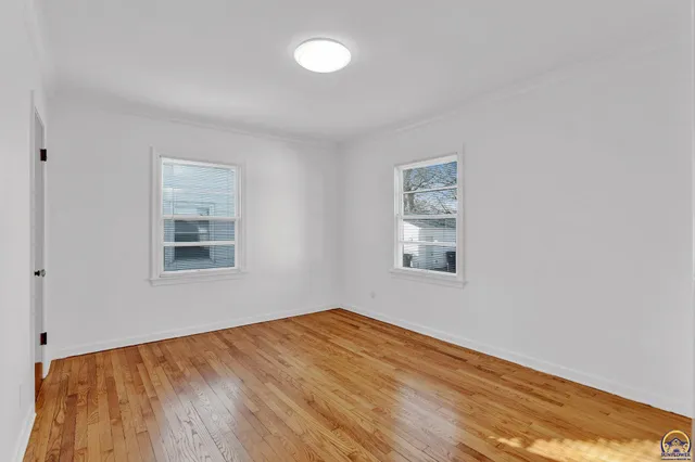 $165,000 | 2011 Southwest Stone Avenue, Topeka, KS 66604