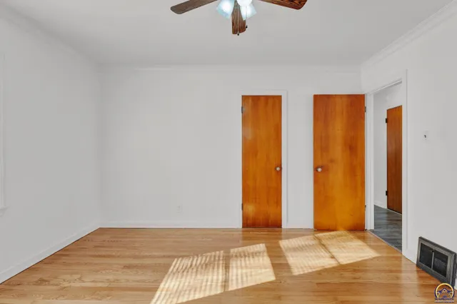 $165,000 | 2011 Southwest Stone Avenue, Topeka, KS 66604