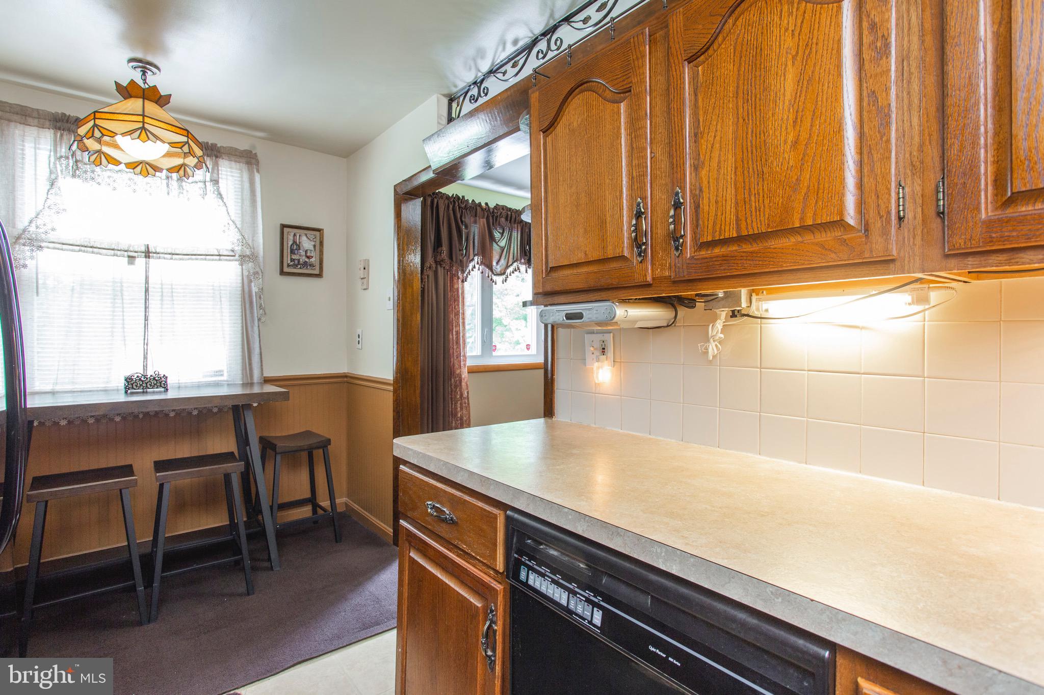 1119 Crestview Road Darby, PA 19023 - Photo 11 of 34 Gallery Image 11