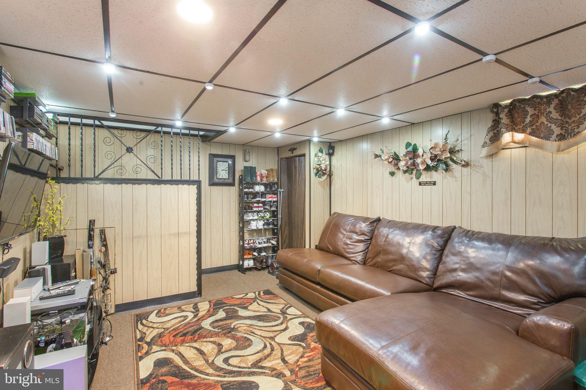 1119 Crestview Road Darby, PA 19023 - Photo 24 of 34 Gallery Image 24