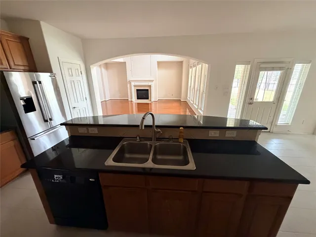 $3,599 | 2403 Galleon Point Court, Pearland, TX 77584