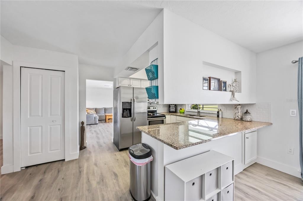 168 Caddy Road Rotonda West, FL 33947 - Photo 12 of 63 Gallery Image 12