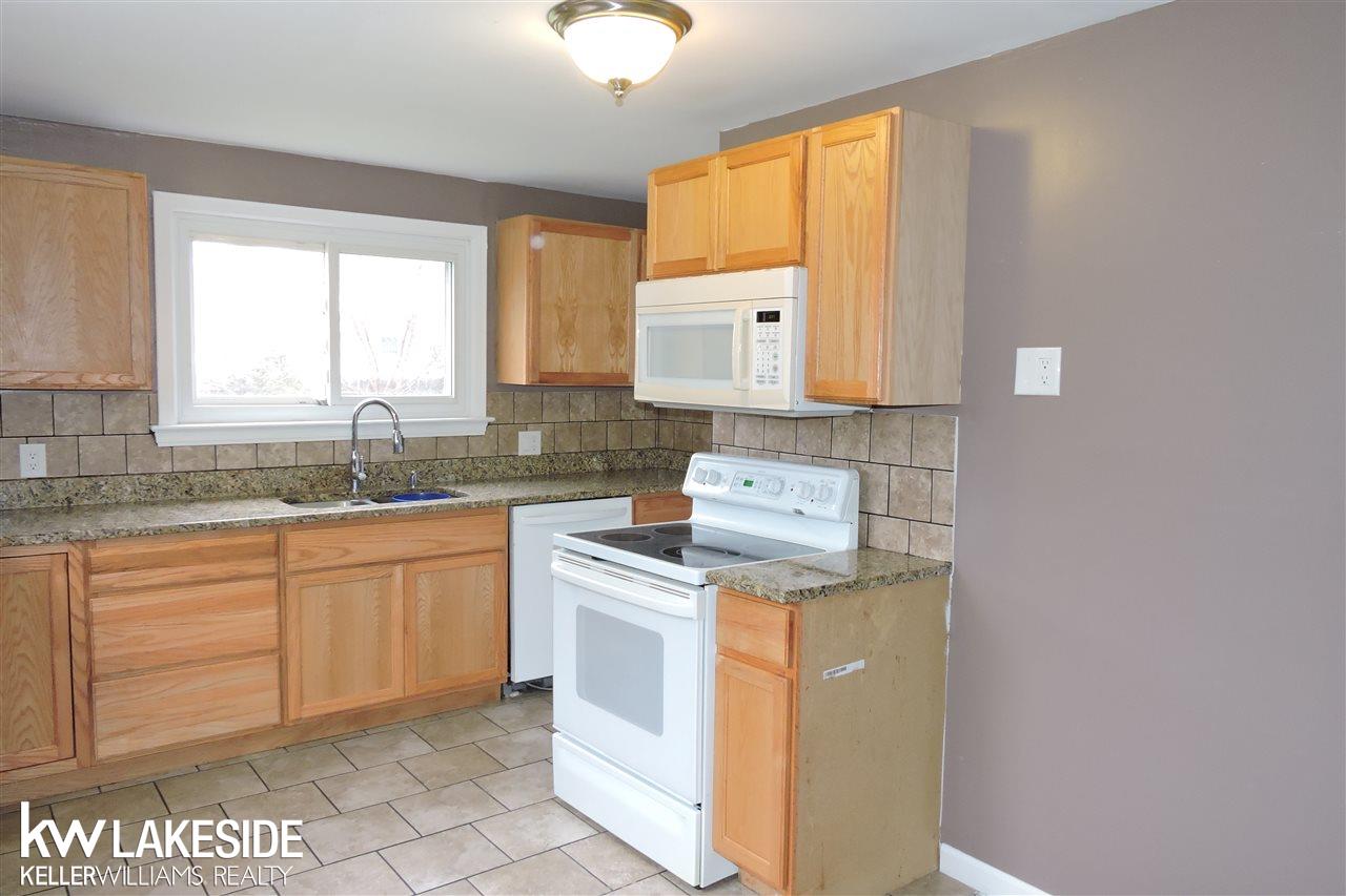 47855 Dequindre Road Rochester Hills, MI 48307 - Photo 4 of 17