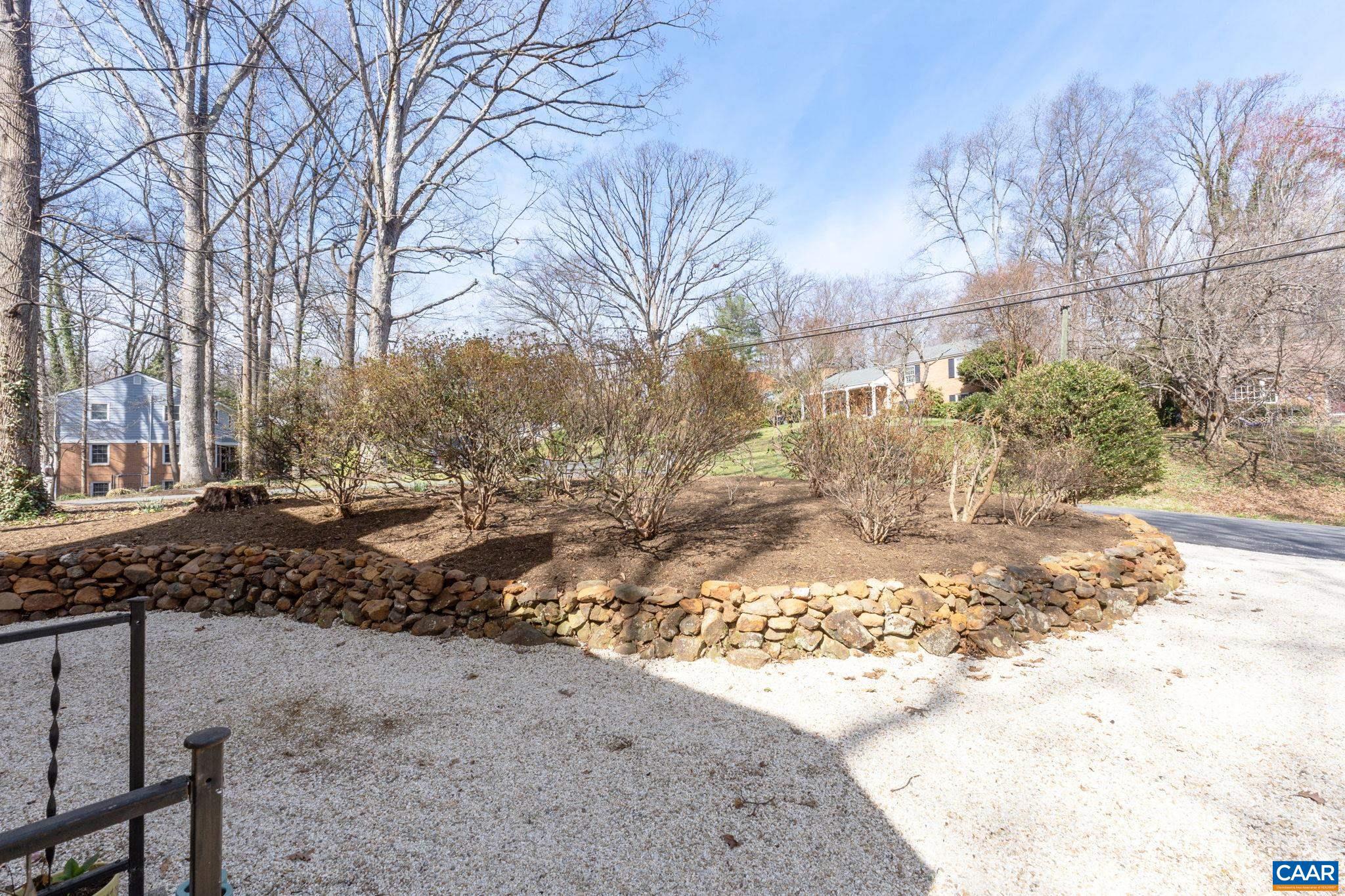 1721 Solomon Road Charlottesville, VA 22901 - Photo 2 of 29