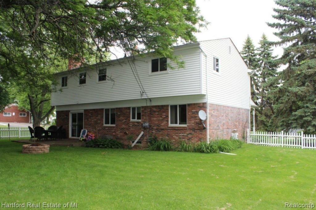 24055 Gill Road Farmington, MI 48335 - Photo 20 of 23 IMG_6551.jpg