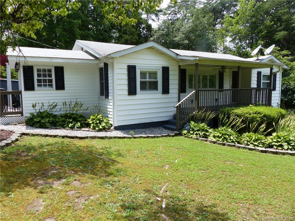 475 Brooks Lake Road Rutherfordton, NC 28139 - Photo 10 of 28 a front view of a house with a yard