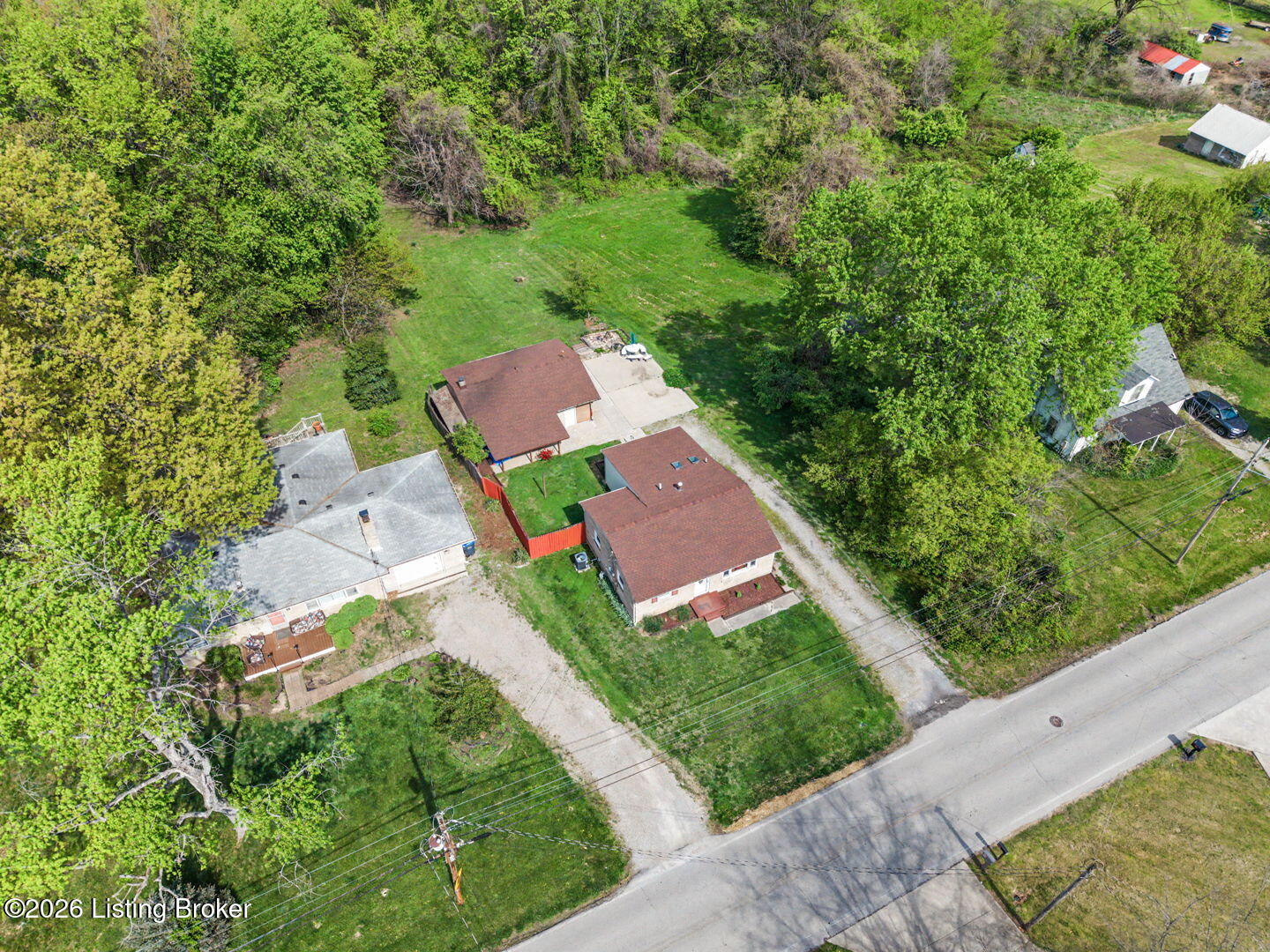 7304 Rutledge Road Louisville, KY 40258 - Photo 34 of 41 34-web-or-mls-7304-rutledge-road-34