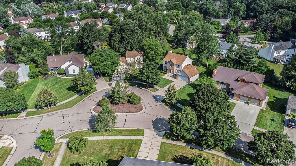 24604 Jamestowne Road Novi, MI 48375 - Photo 28 of 37