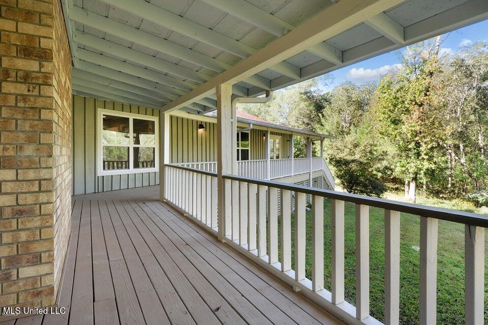 18153 Doc Lizana Road Gulfport, MS 39503 - Photo 28 of 41 18153 28