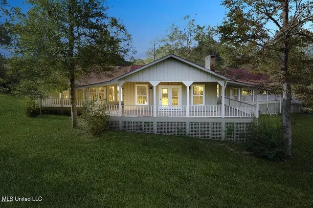 $475,000 | 18153 Doc Lizana Road, Gulfport, MS 39503