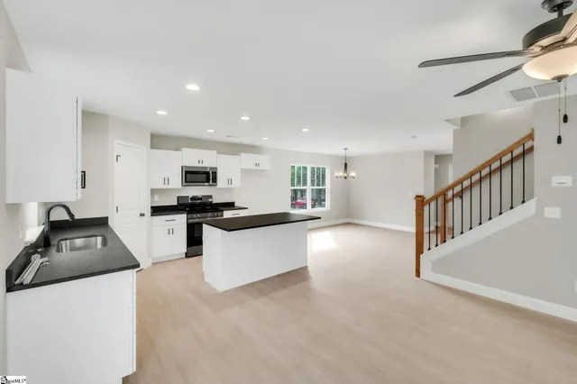 $280,999 | 225 Upper Beaver Creek Drive, Moore, SC 29369