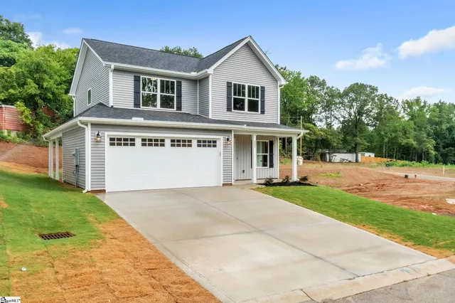 $280,999 | 225 Upper Beaver Creek Drive, Moore, SC 29369
