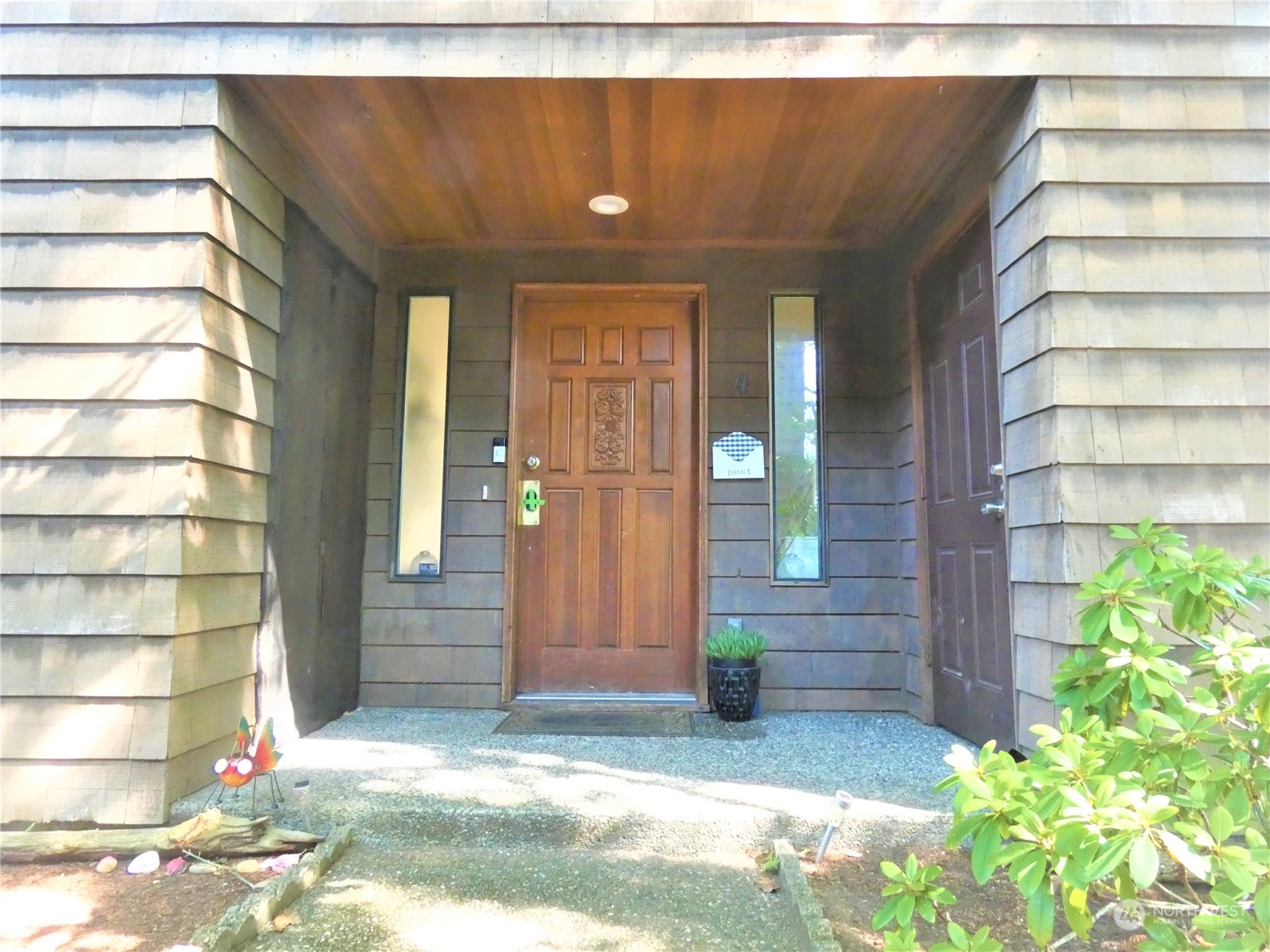 7516 218th Street Southwest, Unit 4 Edmonds, WA 98026 - Photo 1 of 37 Gallery Image 1
