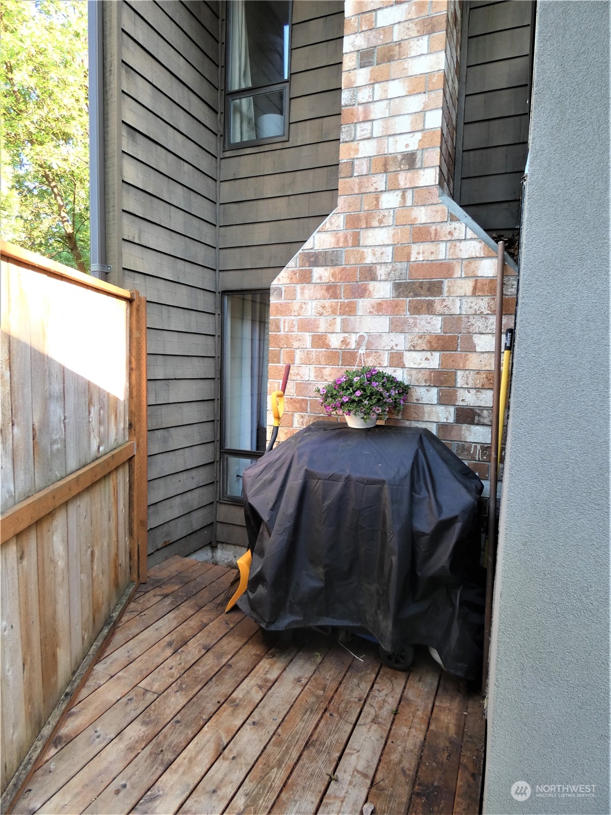 7516 218th Street Southwest, Unit 4 Edmonds, WA 98026 - Photo 36 of 37 Gallery Image 36