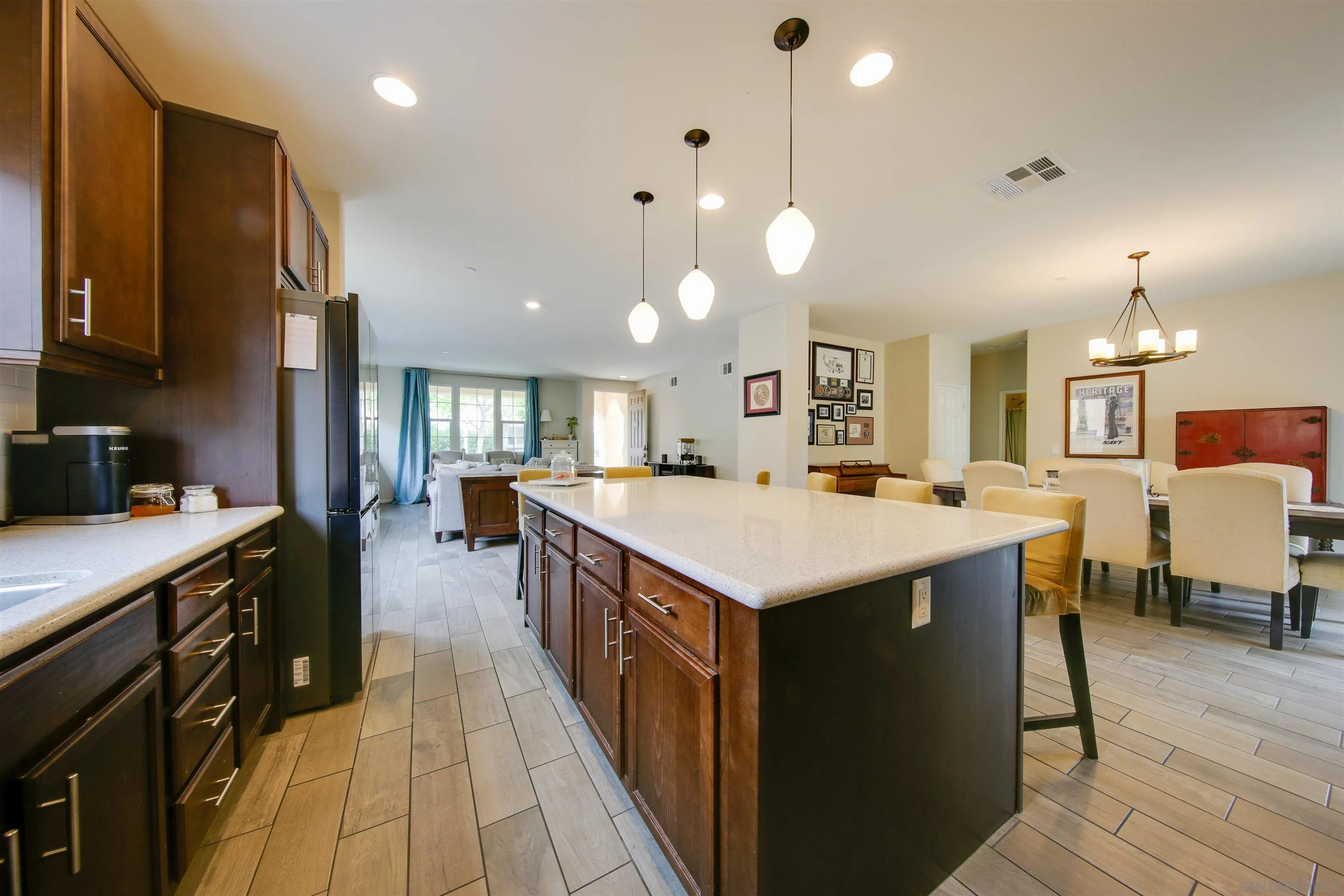 1382 Cathedral Oaks Road Chula Vista, CA 91913 - Photo 10 of 43 Gallery Image 10