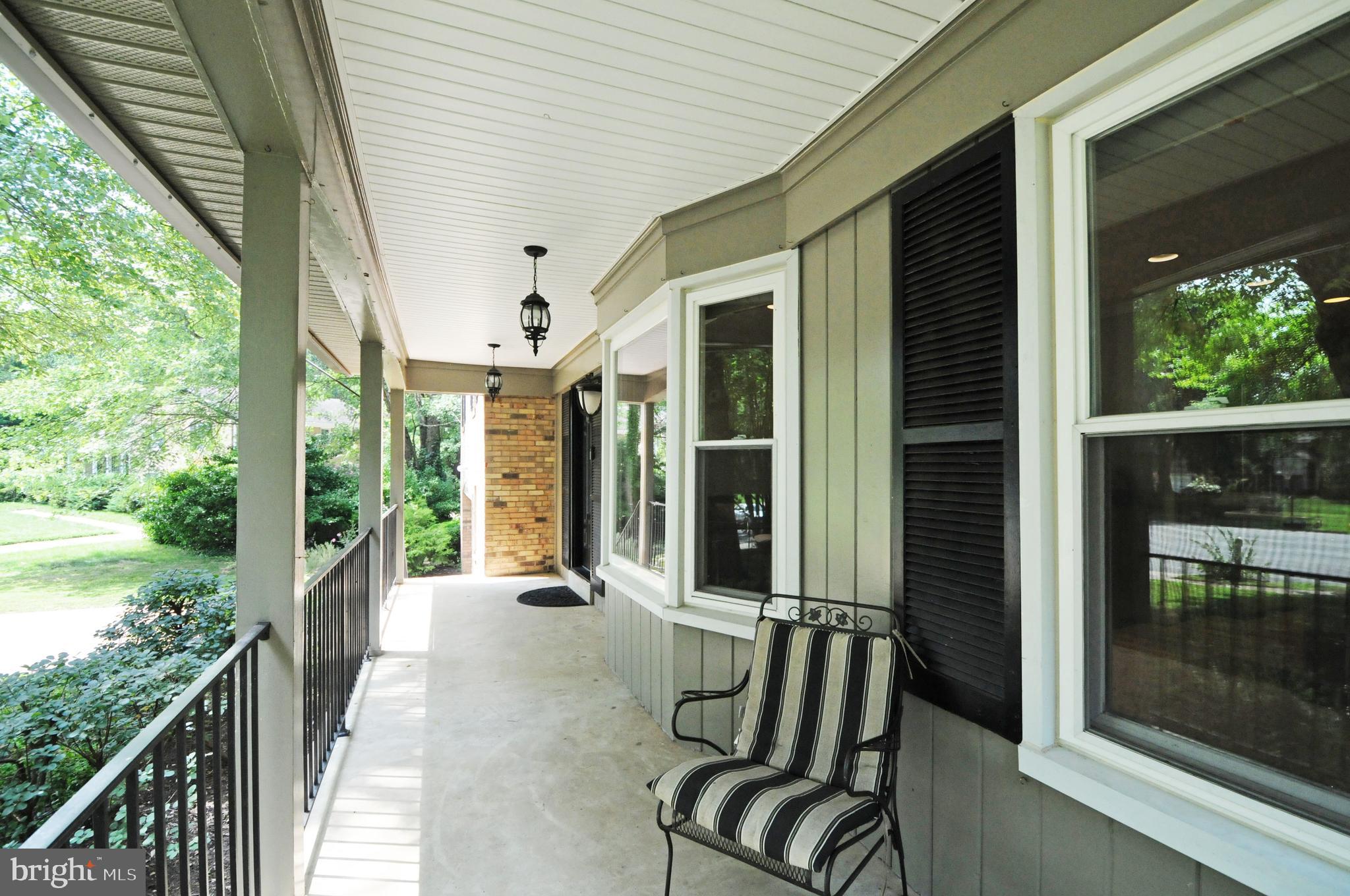 7821 Elba Road Alexandria, VA 22306 - Photo 3 of 54 A TRANQUIL PLACE FOR ICE TEA AND A GOOD BOOK!