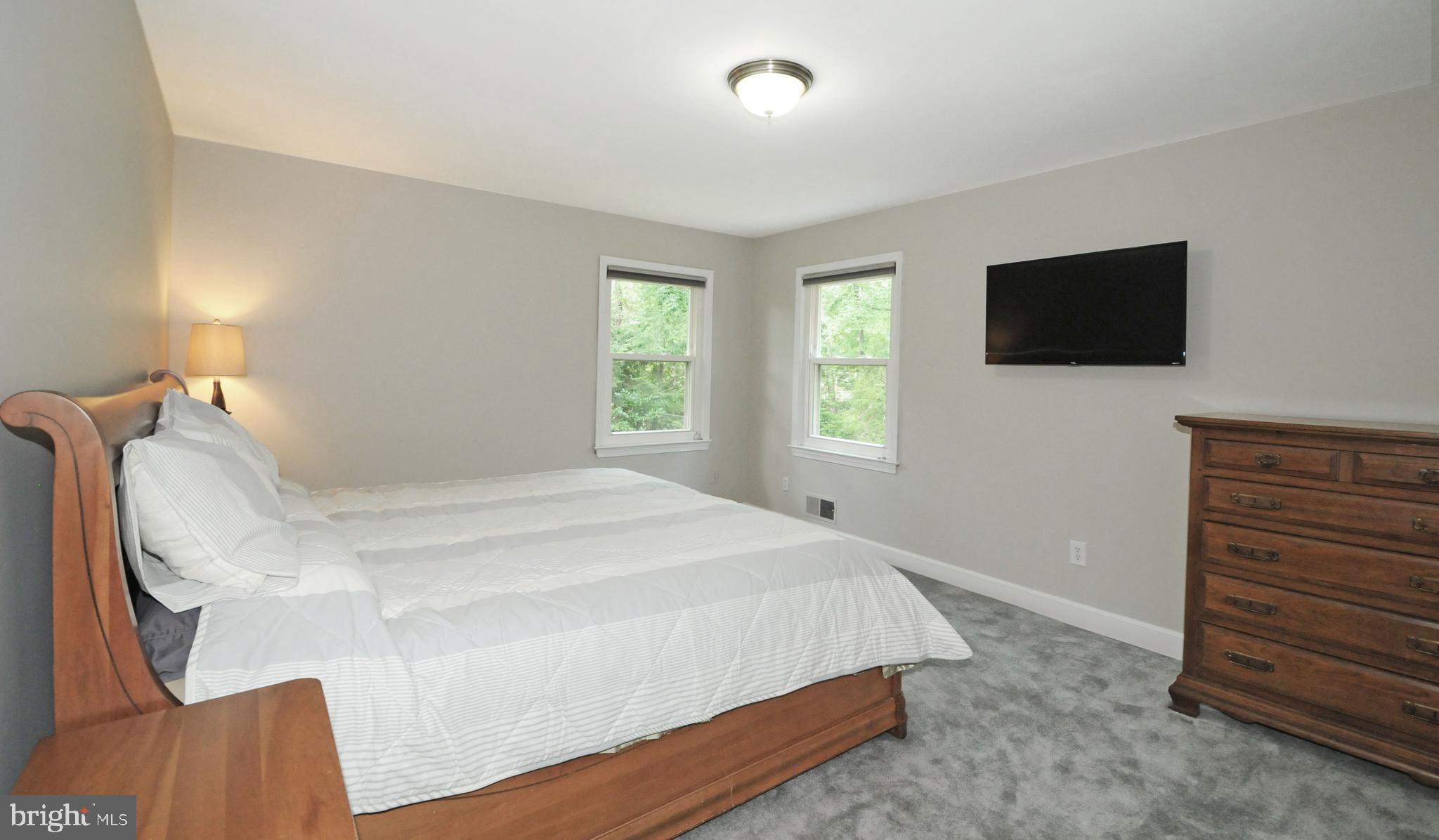 7821 Elba Road Alexandria, VA 22306 - Photo 26 of 54 MASTER BEDROOM HAS WINDOWS ON 2 SIDES