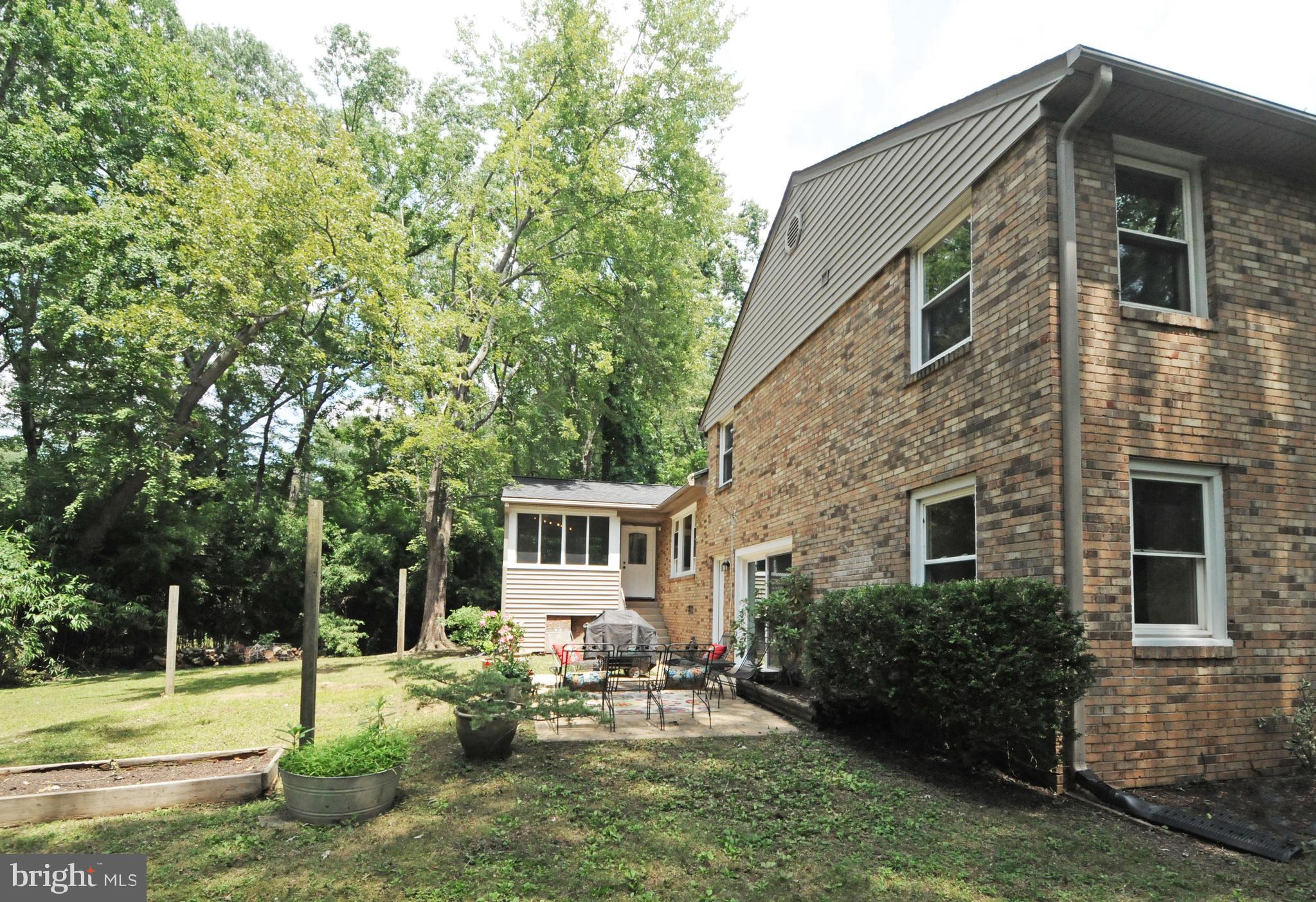 7821 Elba Road Alexandria, VA 22306 - Photo 50 of 54 ANOTHER EXTERIOR VIEW