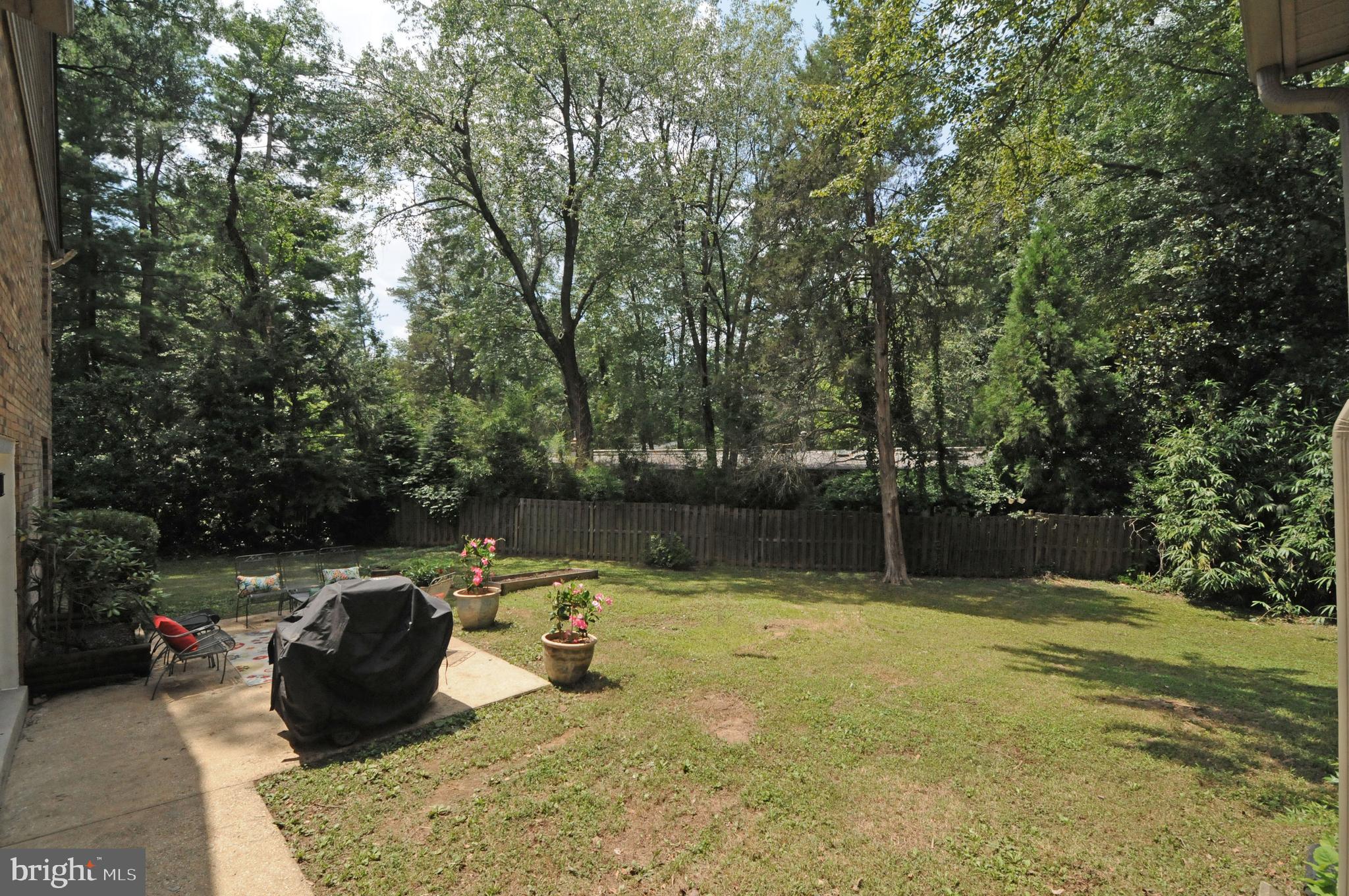 7821 Elba Road Alexandria, VA 22306 - Photo 52 of 54 ROOM FOR A GARDEN
