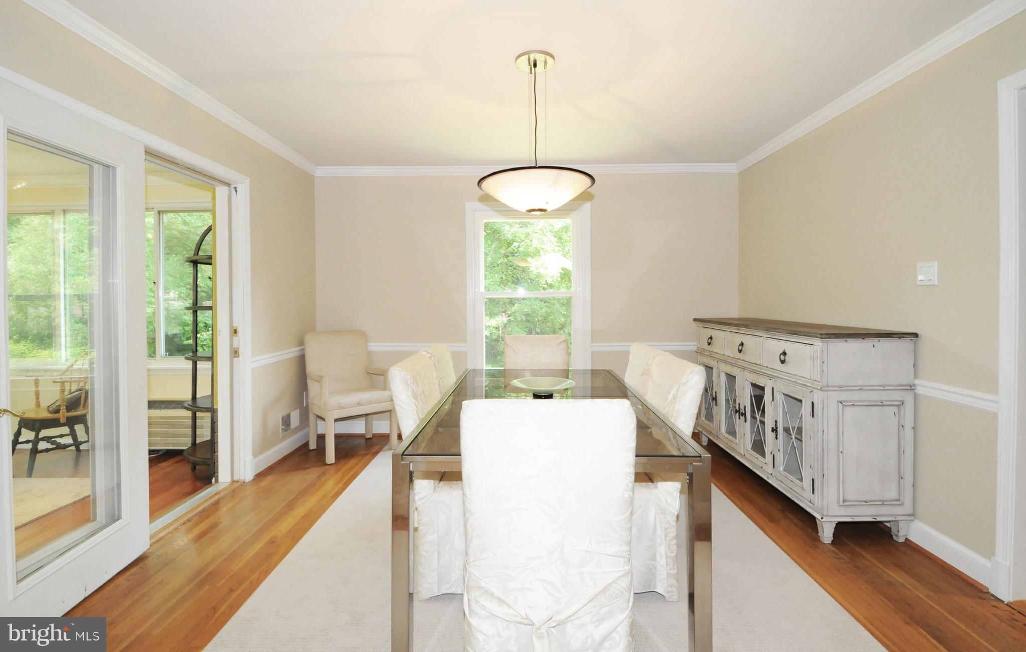 7821 Elba Road Alexandria, VA 22306 - Photo 10 of 54 DINING ROOM HAS CROWN MOLDING & CHAIR RAIL