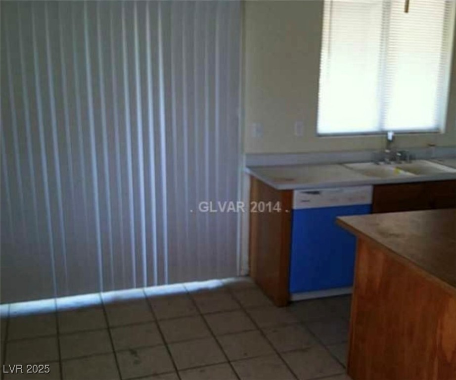 733 Hitchen Post Drive Henderson, NV 89011 - Photo 12 of 21