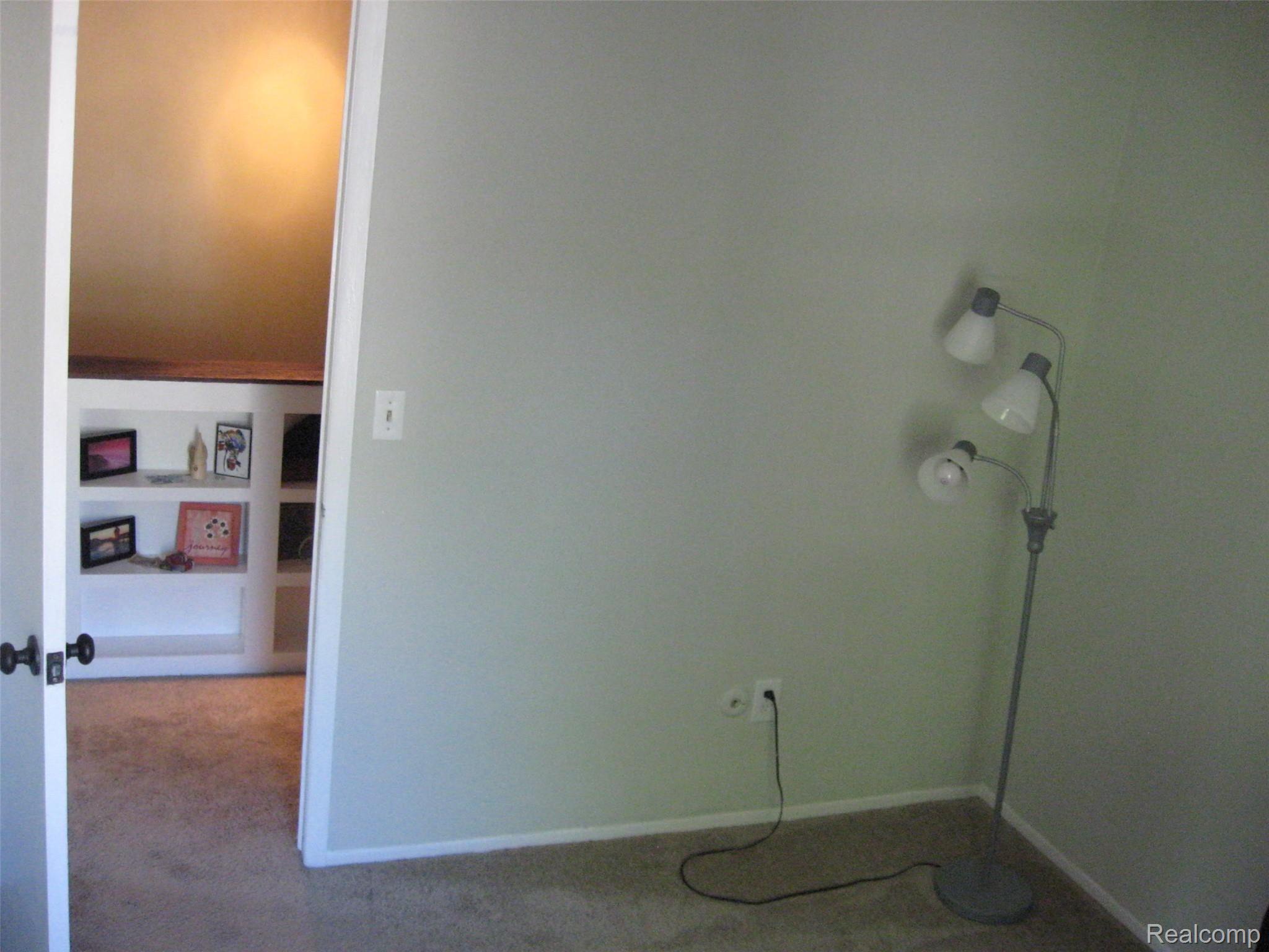 1457 Lantern Lane Rochester, MI 48306 - Photo 22 of 24 BR3a.JPG