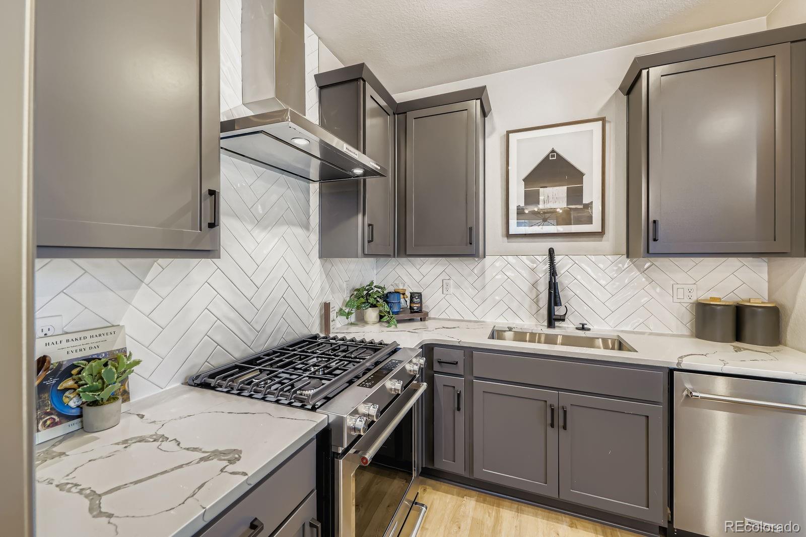 15252 West 68th Loop Arvada, CO 80007 - Photo 18 of 46