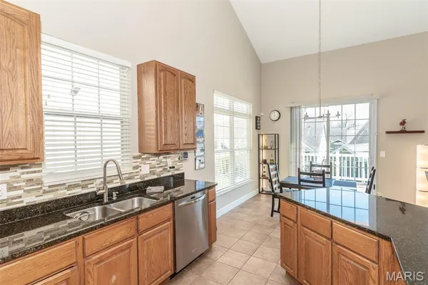 $540,000 | 197 Woodland Pl Court, St. Charles, MO 63303