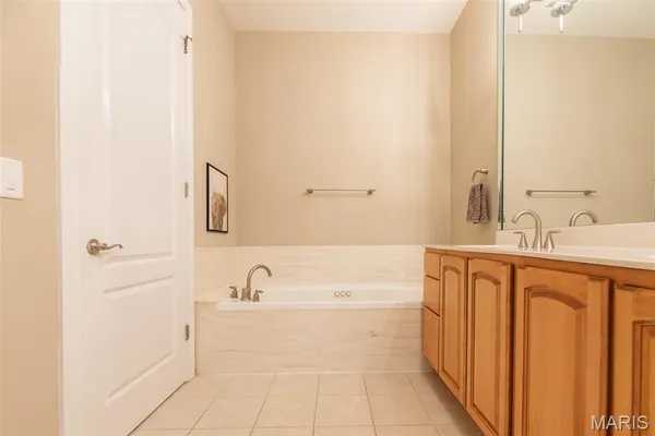 $540,000 | 197 Woodland Pl Court, St. Charles, MO 63303